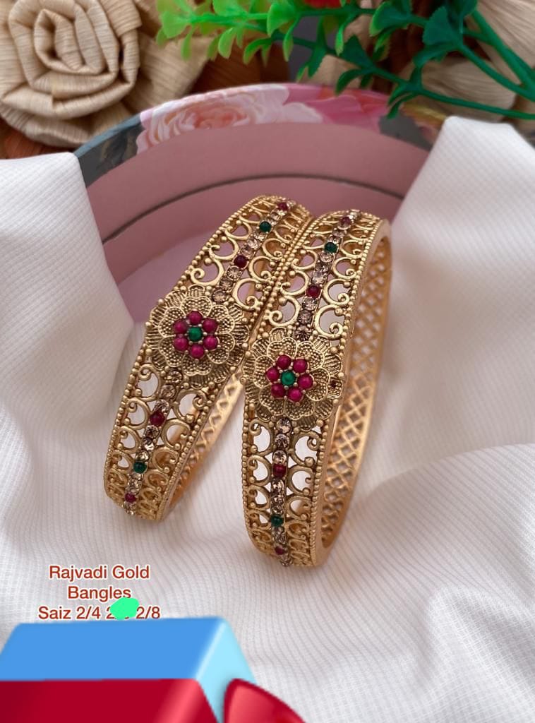 Fancy Design Matte Fancy Bangles Set Wholesalers In Delhi